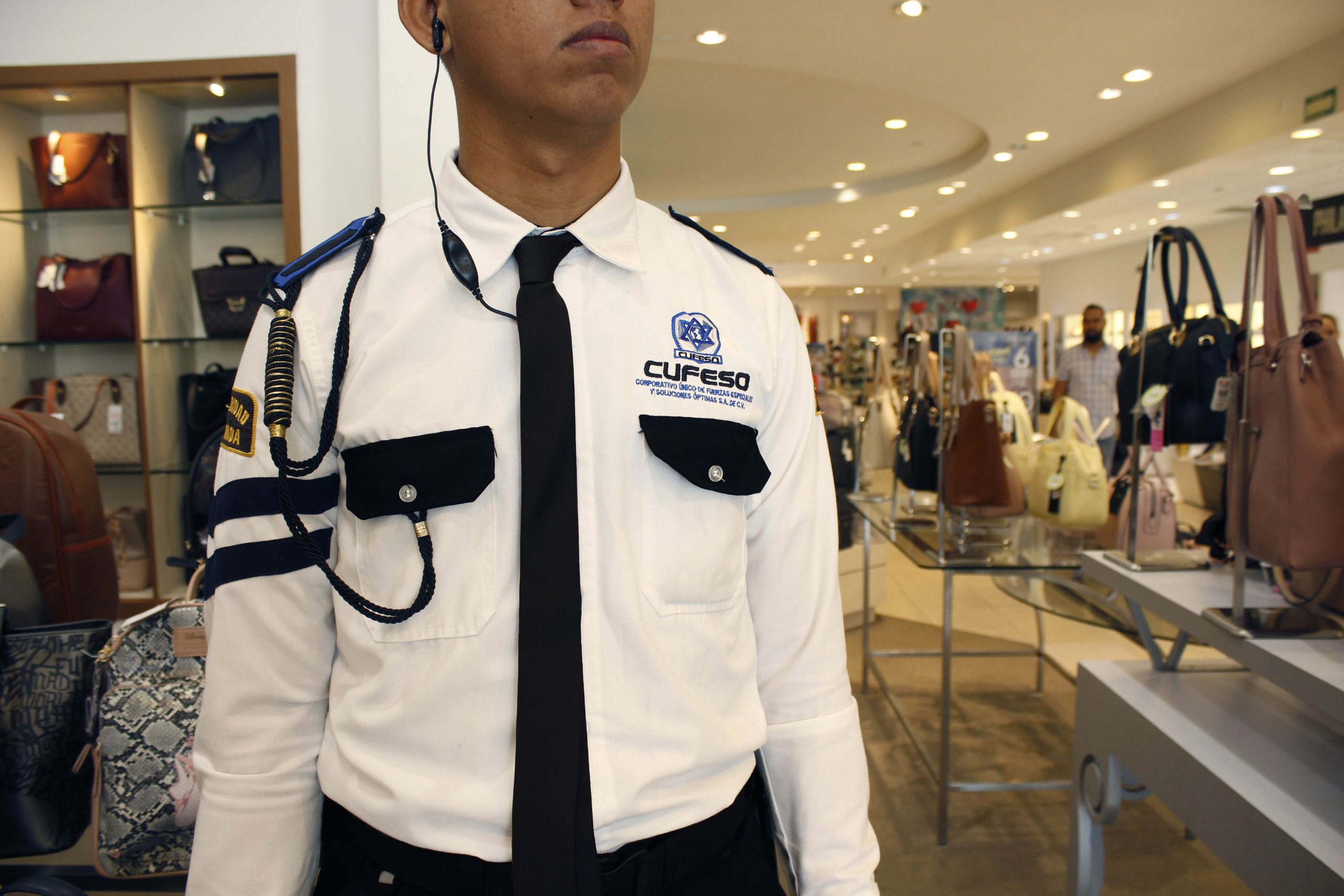 SEGURIDAD Y VIGILANCIA